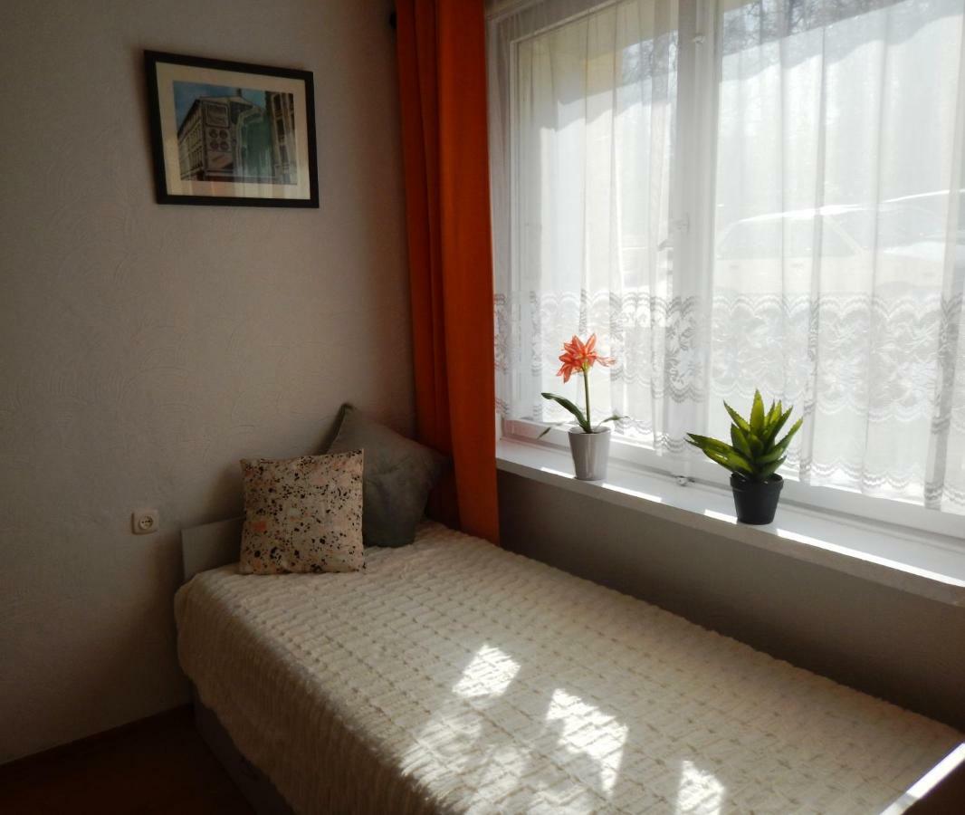 Apartament Piastowska Apartment Kamienna Gora Bagian luar foto